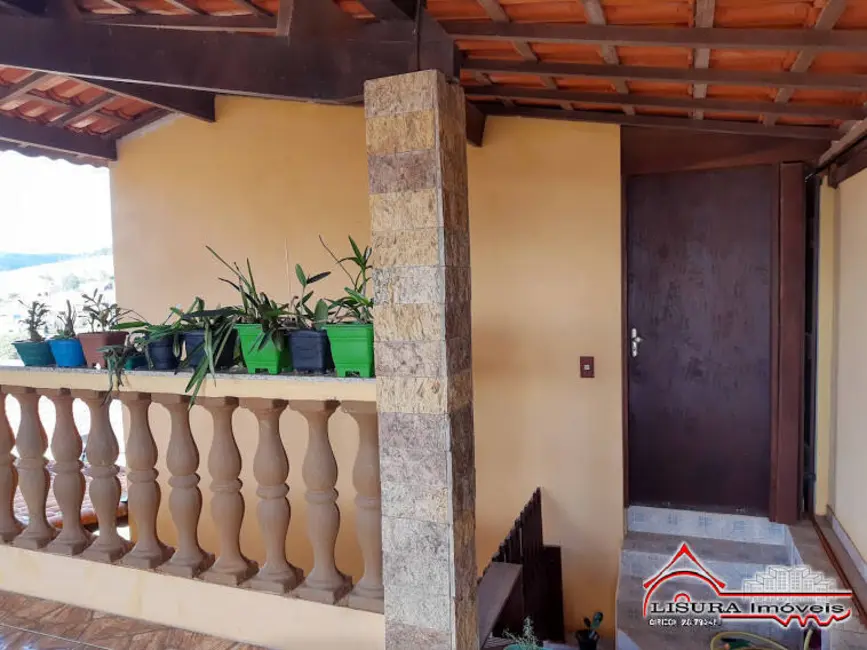 Foto 8 de Casa com 3 quartos à venda, 188m2 em Santa Branca - SP