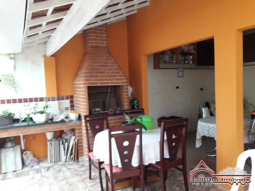 Foto 7 de Casa com 2 quartos à venda, 200m2 em Centro, Jacarei - SP