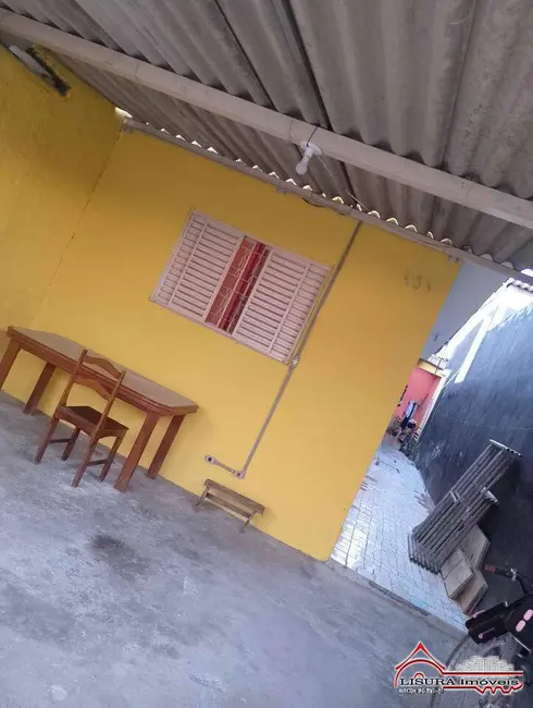 Foto 2 de Casa com 2 quartos à venda, 125m2 em Parque Residencial Jequitibá, Jacarei - SP