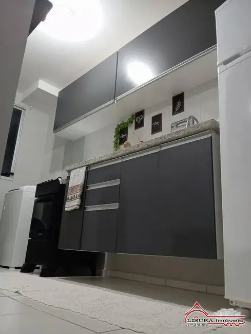 Foto 2 de Apartamento com 2 quartos à venda, 47m2 em Loteamento Villa Branca, Jacarei - SP