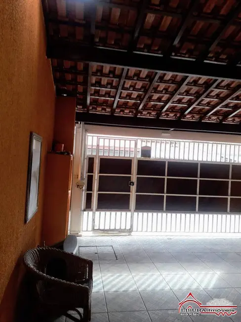 Foto 2 de Casa com 3 quartos à venda, 190m2 em Sao Jose Dos Campos - SP