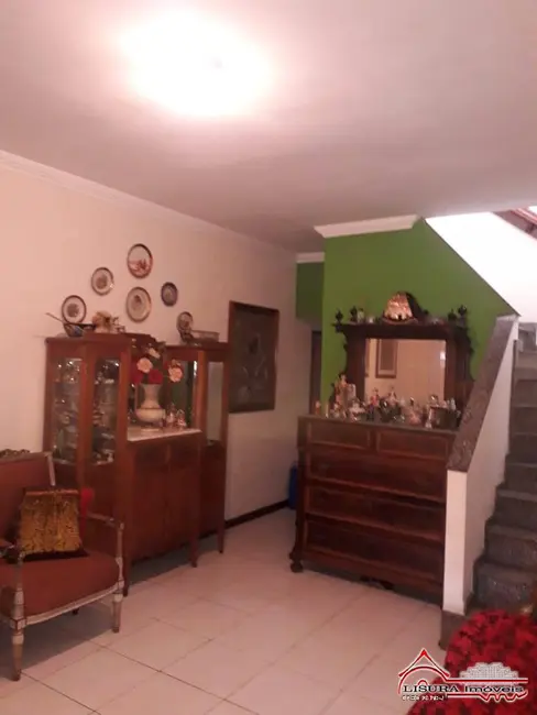 Foto 8 de Casa com 3 quartos à venda, 190m2 em Sao Jose Dos Campos - SP