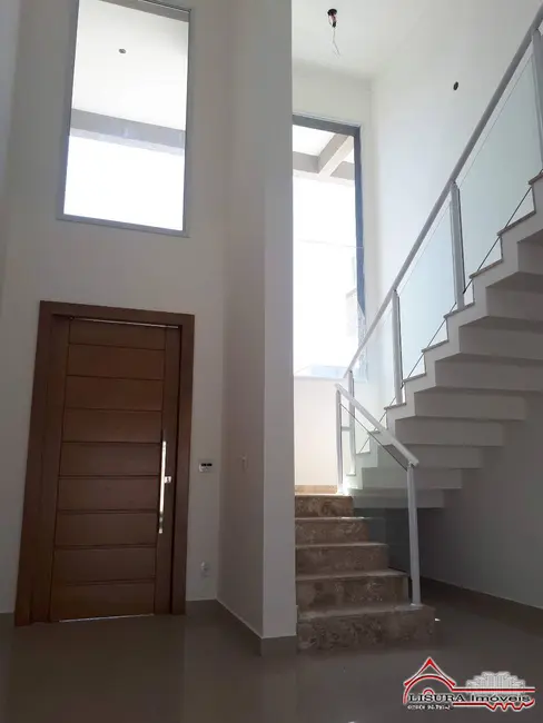 Foto 2 de Casa de Condomínio com 4 quartos à venda, 206m2 em Bairro do Grama, Cacapava - SP