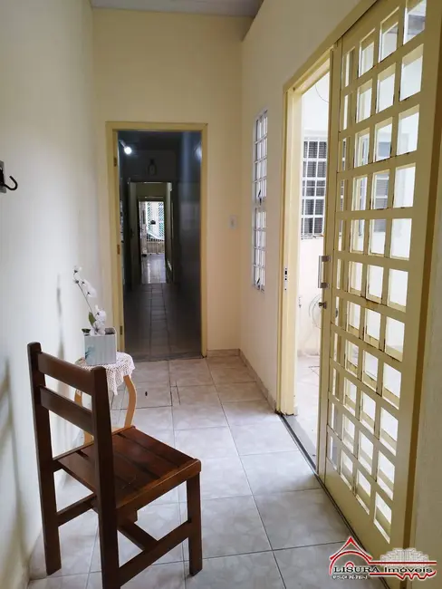 Casa com 2 quartos à venda, 80m2 em Centro, Jacarei - SP - imagem 9 Foto 9 de Casa com 2 quartos à venda, 80m2 em Centro, Jacarei - SP