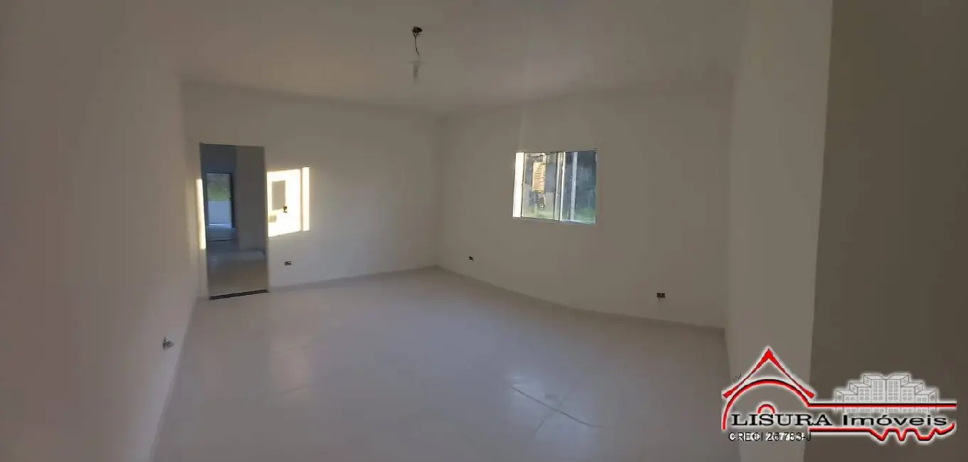 Foto 3 de Casa de Condomínio com 2 quartos à venda, 100m2 em Centro, Jacarei - SP