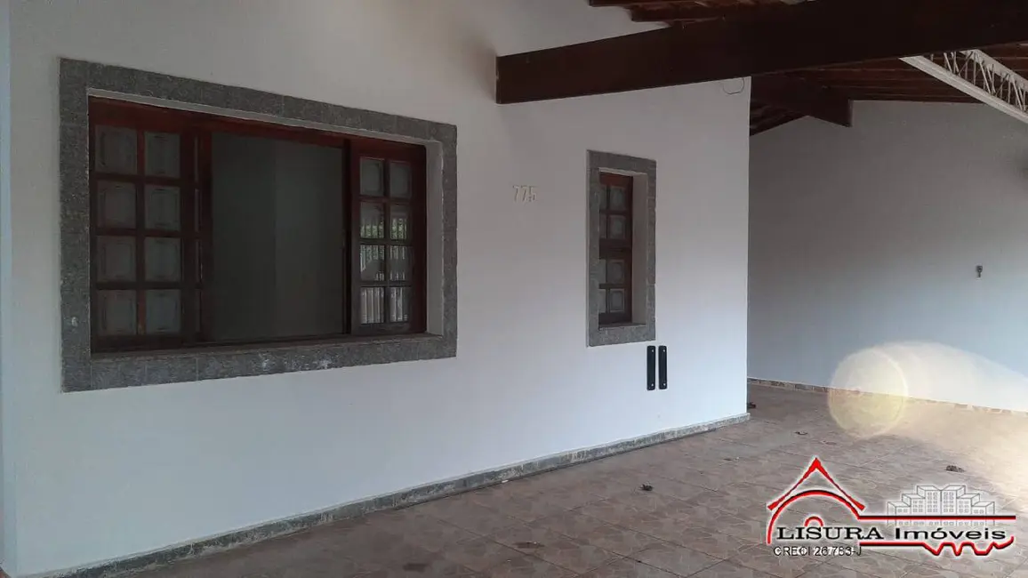Foto 4 de Casa com 3 quartos à venda, 121m2 em Parque Brasil, Jacarei - SP