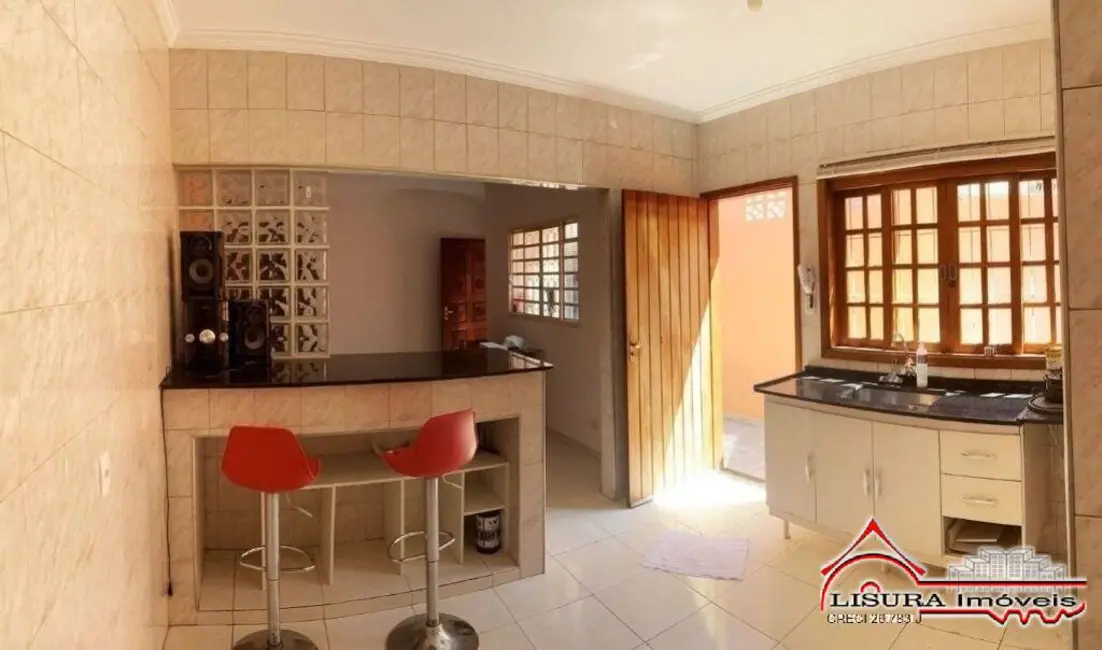 Foto 2 de Casa com 2 quartos à venda, 174m2 em Jardim Bela Vista, Jacarei - SP