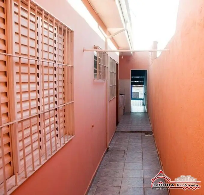 Foto 9 de Casa com 2 quartos à venda, 174m2 em Jardim Bela Vista, Jacarei - SP