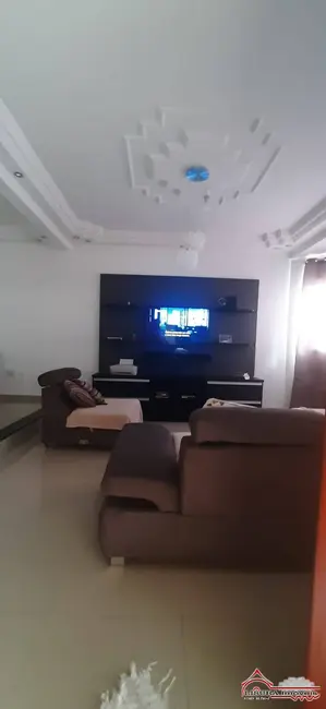 Foto 3 de Casa com 3 quartos à venda, 200m2 em Cidade Jardim, Jacarei - SP