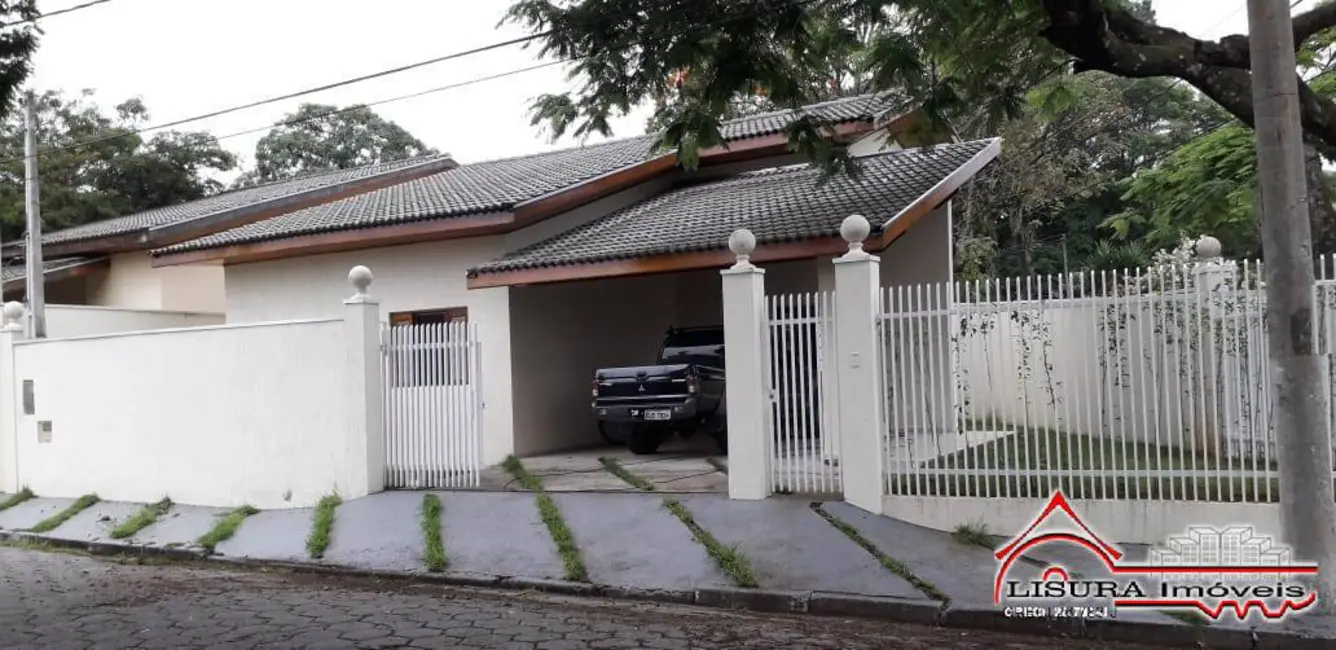 Foto 3 de Casa com 3 quartos à venda, 11m2 em Jardim Siesta, Jacarei - SP