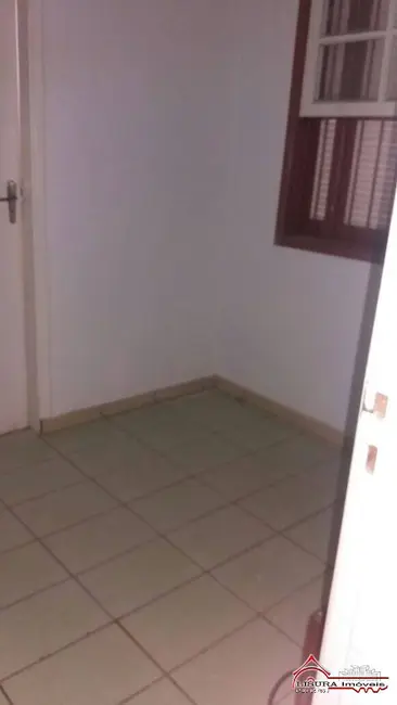 Foto 9 de Casa com 4 quartos à venda, 250m2 em Centro, Jacarei - SP