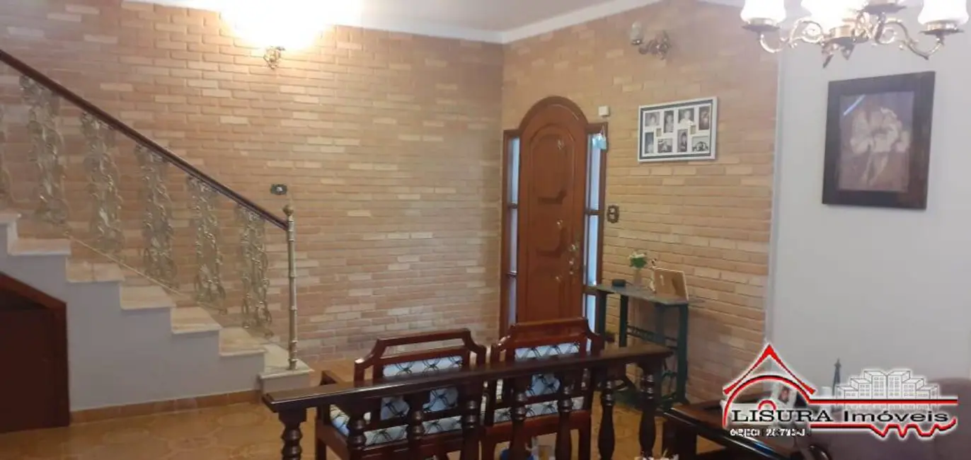 Foto 5 de Casa com 4 quartos à venda, 259m2 em Jardim São José, Jacarei - SP