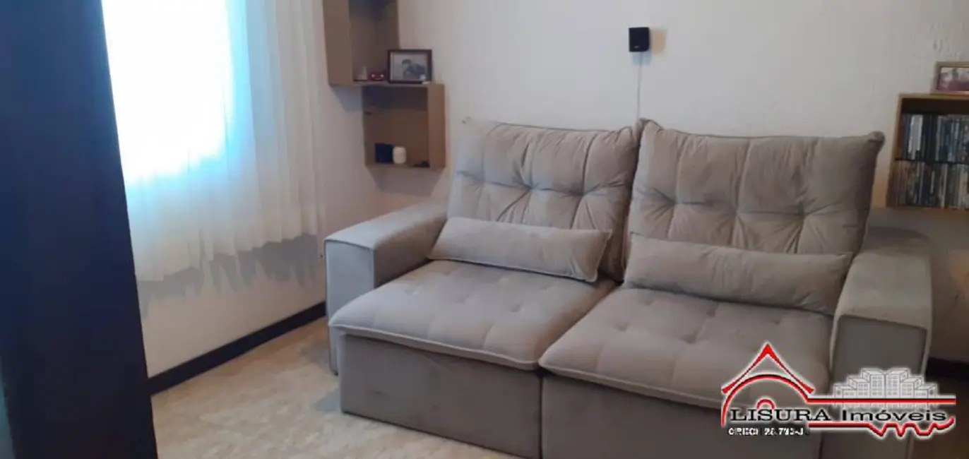 Foto 8 de Casa com 4 quartos à venda, 259m2 em Jardim São José, Jacarei - SP