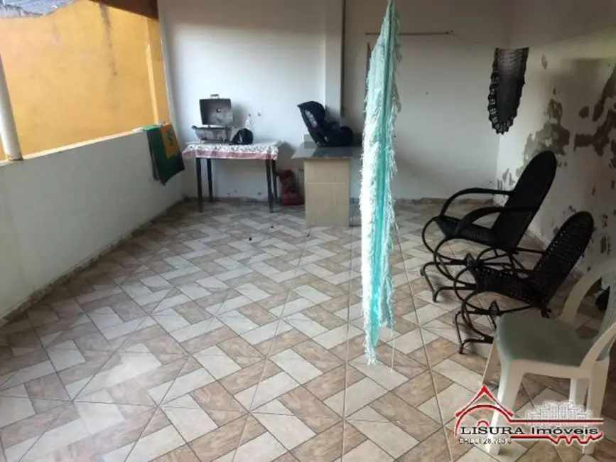 Foto 2 de Casa com 2 quartos à venda, 135m2 em Parque dos Príncipes, Jacarei - SP