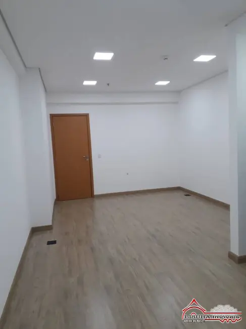 Foto 8 de Sala Comercial à venda, 28m2 em Centro, Jacarei - SP