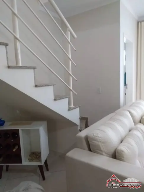 Foto 8 de Casa de Condomínio com 3 quartos à venda, 121m2 em Jacarei - SP