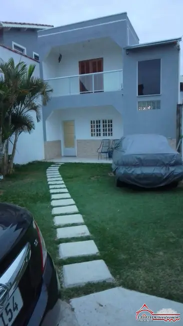 Foto 2 de Casa com 2 quartos à venda, 126m2 em Parque dos Príncipes, Jacarei - SP