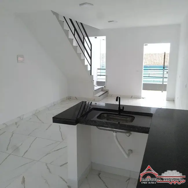 Foto 5 de Casa de Condomínio com 2 quartos à venda, 73m2 em Centro, Jacarei - SP