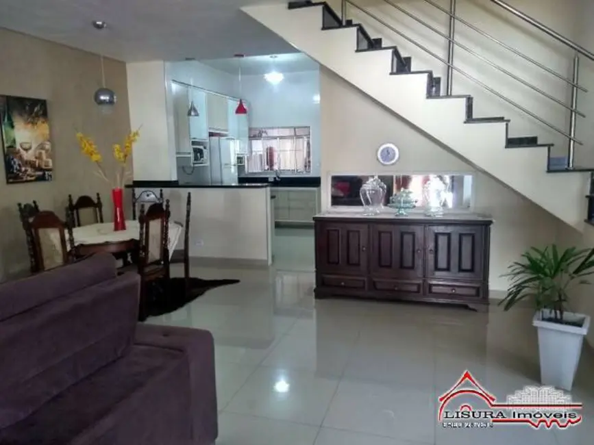 Foto 4 de Casa com 3 quartos à venda, 217m2 em Loteamento Villa Branca, Jacarei - SP