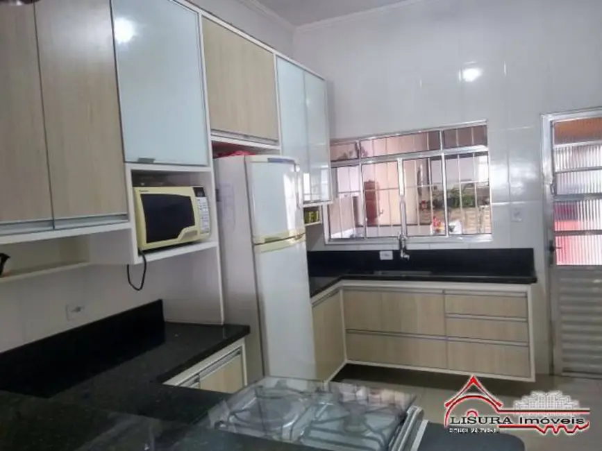 Foto 6 de Casa com 3 quartos à venda, 217m2 em Loteamento Villa Branca, Jacarei - SP