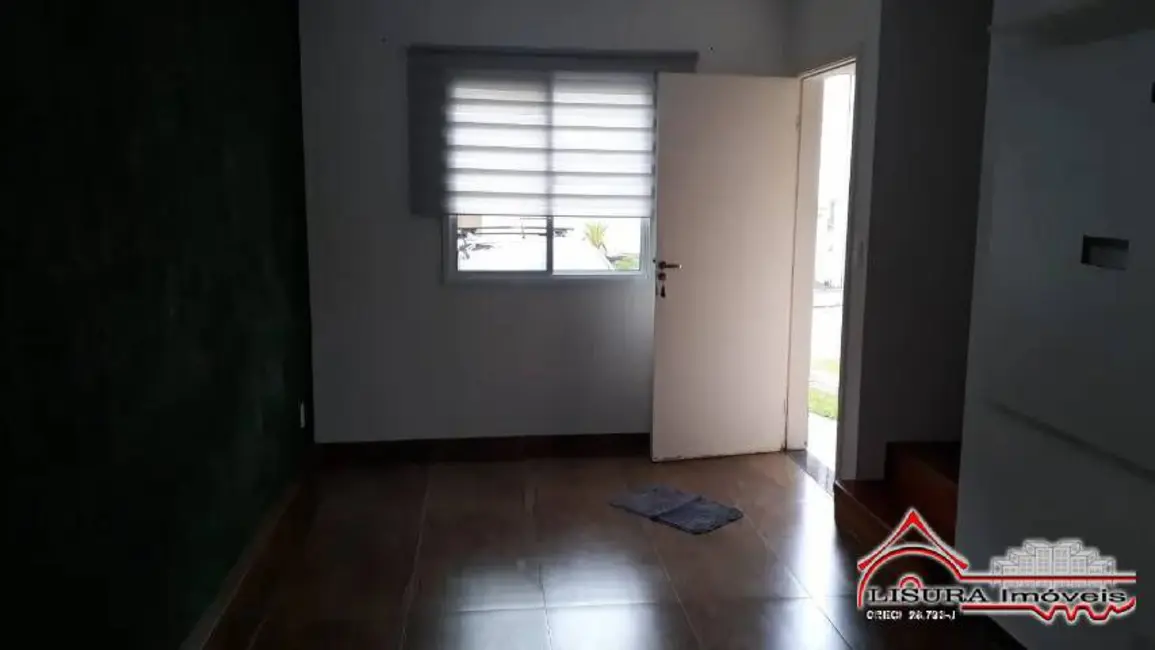 Foto 3 de Casa de Condomínio com 2 quartos à venda, 60m2 em Jardim Colônia, Jacarei - SP