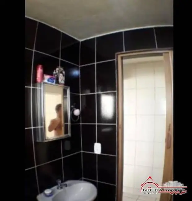 Foto 9 de Casa com 2 quartos à venda, 120m2 em Jardim Primavera, Jacarei - SP