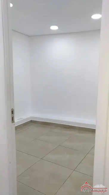 Sala Comercial para alugar, 121m2 em Centro, Jacarei - SP - imagem 9 Foto 9 de Sala Comercial para alugar, 121m2 em Centro, Jacarei - SP