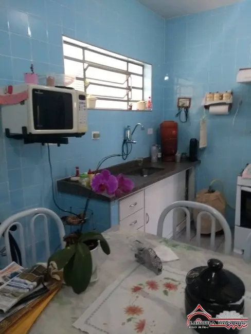 Foto 8 de Casa com 3 quartos à venda, 300m2 em Parque Santo Antônio, Jacarei - SP