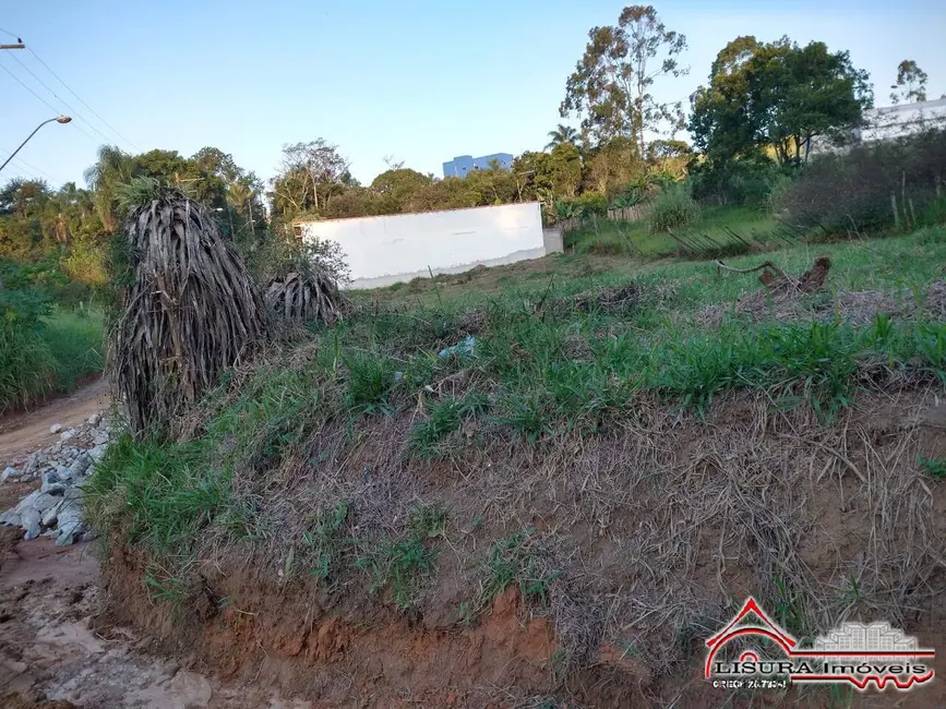 Foto 1 de Terreno / Lote à venda, 250m2 em Veraneio Ijal, Jacarei - SP