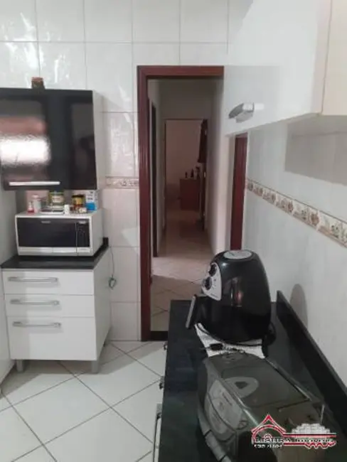 Foto 5 de Casa com 2 quartos à venda, 82m2 em Jardim Santa Marina, Jacarei - SP