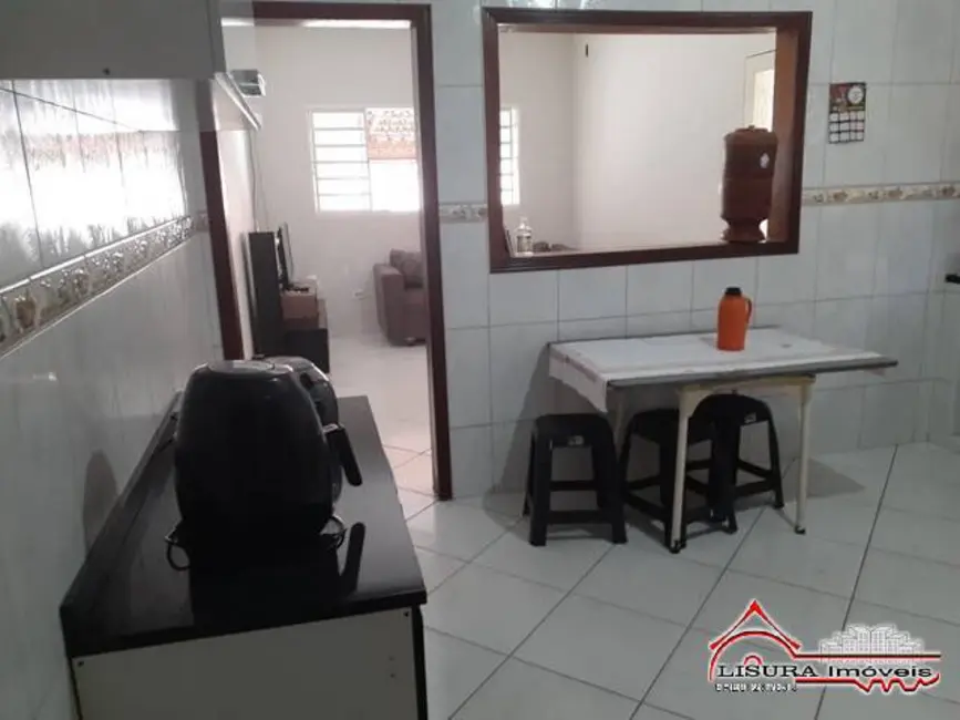 Foto 4 de Casa com 2 quartos à venda, 82m2 em Jardim Santa Marina, Jacarei - SP