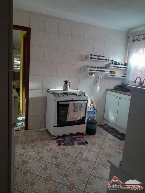 Foto 7 de Casa com 3 quartos à venda, 150m2 em Parque Califórnia, Jacarei - SP