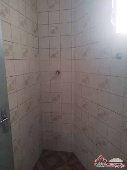 Casa com 1 quarto para alugar em São João, Jacarei - SP - imagem 5 Foto 5 de Casa com 1 quarto para alugar em São João, Jacarei - SP