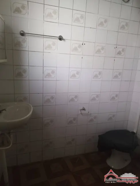 Casa com 1 quarto para alugar em São João, Jacarei - SP - imagem 8 Foto 8 de Casa com 1 quarto para alugar em São João, Jacarei - SP