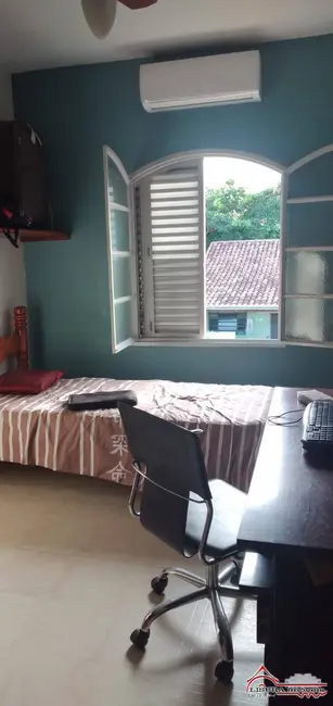 Foto 5 de Casa com 3 quartos à venda, 360m2 em Jardim Santa Maria, Jacarei - SP