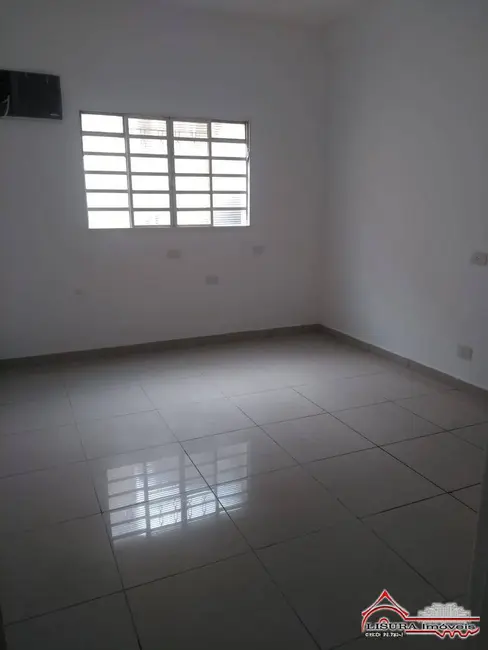 Sala Comercial para alugar, 215m2 em Centro, Jacarei - SP - imagem 4 Foto 4 de Sala Comercial para alugar, 215m2 em Centro, Jacarei - SP