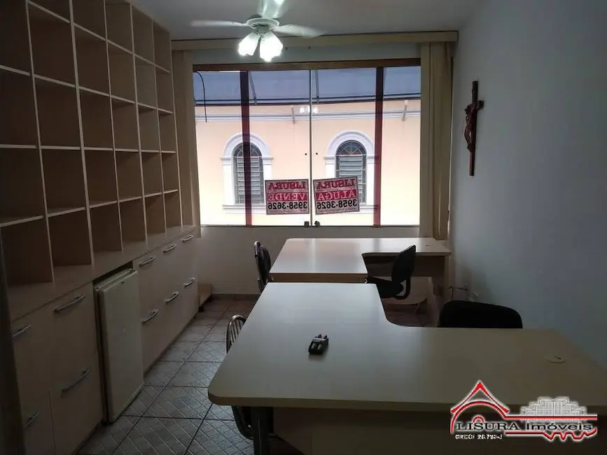 Sala Comercial para alugar, 32m2 em Centro, Jacarei - SP - imagem 4 Foto 4 de Sala Comercial para alugar, 32m2 em Centro, Jacarei - SP