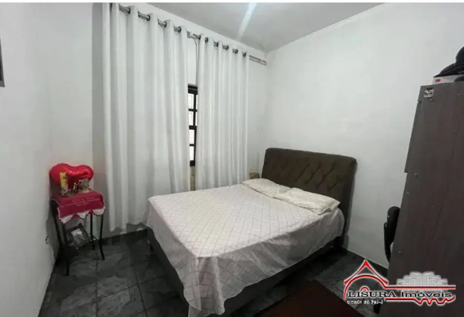 Casa com 2 quartos à venda, 150m2 em Vila Garcia (São Silvestre), Jacarei - SP - imagem 7 Foto 7 de Casa com 2 quartos à venda, 150m2 em Vila Garcia (São Silvestre), Jacarei - SP