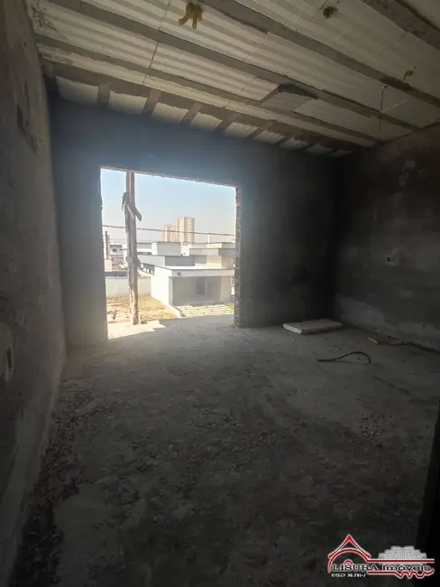 Foto 6 de Casa de Condomínio com 3 quartos à venda, 203m2 em Jardim Jacinto, Jacarei - SP