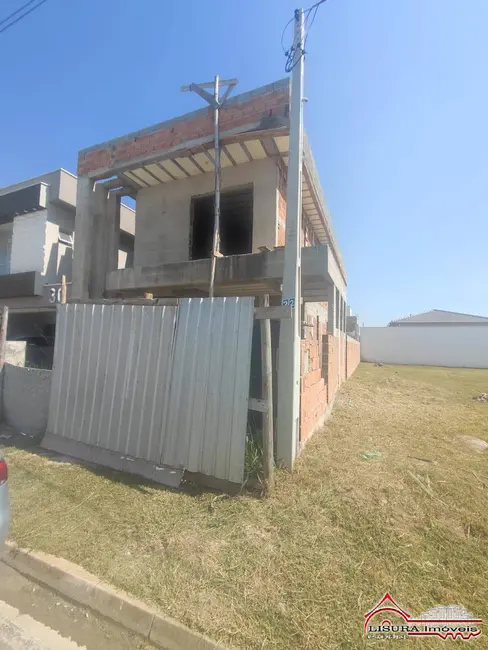 Foto 3 de Casa de Condomínio com 3 quartos à venda, 203m2 em Jardim Jacinto, Jacarei - SP