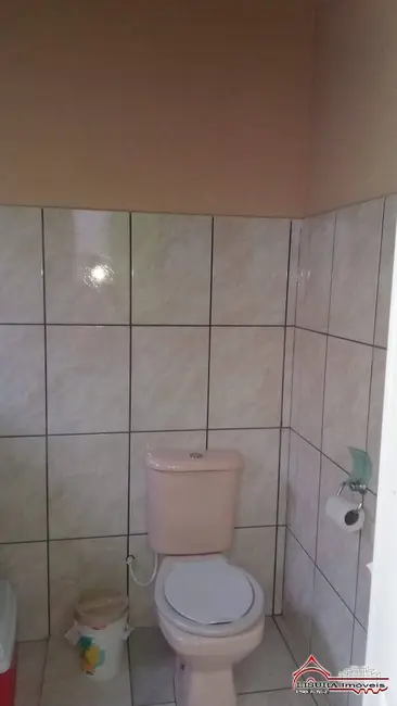 Foto 9 de Casa com 2 quartos à venda, 170m2 em Jardim São Luiz, Jacarei - SP