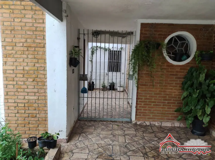 Foto 3 de Casa com 3 quartos à venda, 149m2 em Jardim Bela Vista, Jacarei - SP