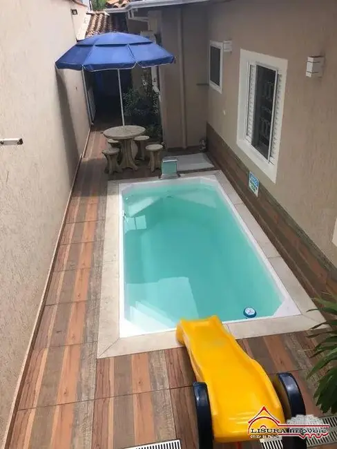 Foto 1 de Casa com 3 quartos à venda, 225m2 em Jardim América, Jacarei - SP