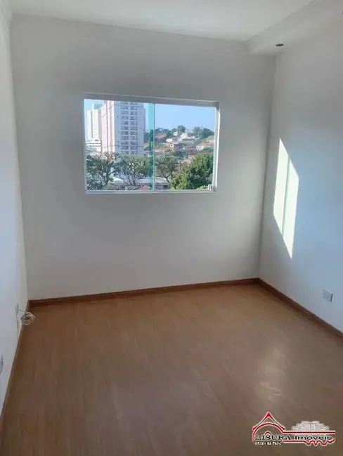 Foto 9 de Casa de Condomínio com 3 quartos à venda, 172m2 em Parque Santo Antônio, Jacarei - SP
