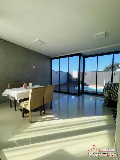 Foto 4 de Casa de Condomínio com 3 quartos à venda, 200m2 em Condomínio Residencial Fogaça, Jacarei - SP