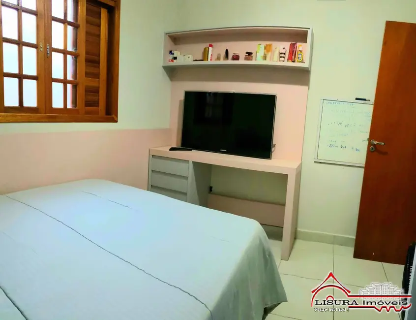 Foto 8 de Casa com 3 quartos à venda, 85m2 em Loteamento Villa Branca, Jacarei - SP