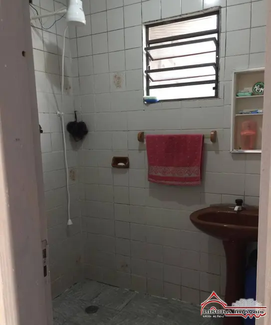Foto 8 de Chácara com 2 quartos à venda, 570m2 em Veraneio Ijal, Jacarei - SP
