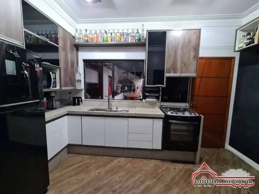 Foto 6 de Casa de Condomínio com 2 quartos à venda, 158m2 em Jardim Altos de Santana I, Jacarei - SP