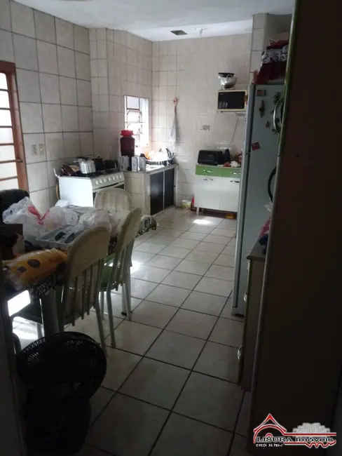 Foto 4 de Casa com 2 quartos à venda, 120m2 em Vila Zezé, Jacarei - SP