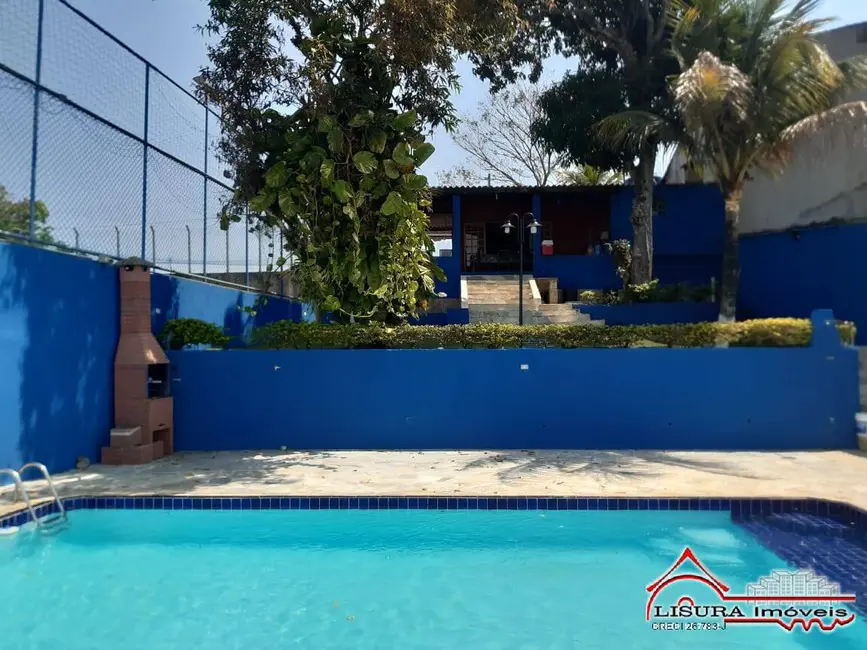 Foto 3 de Chácara com 2 quartos à venda, 210m2 em Santa Branca - SP